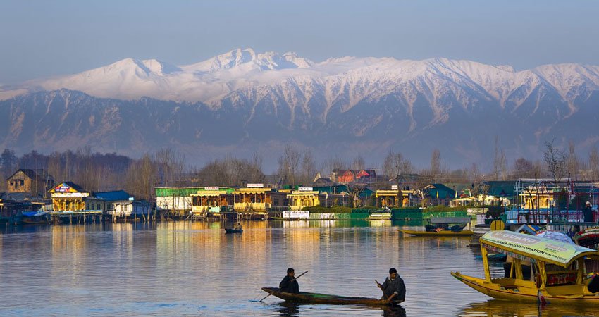 Snowcase Kashmir Tour